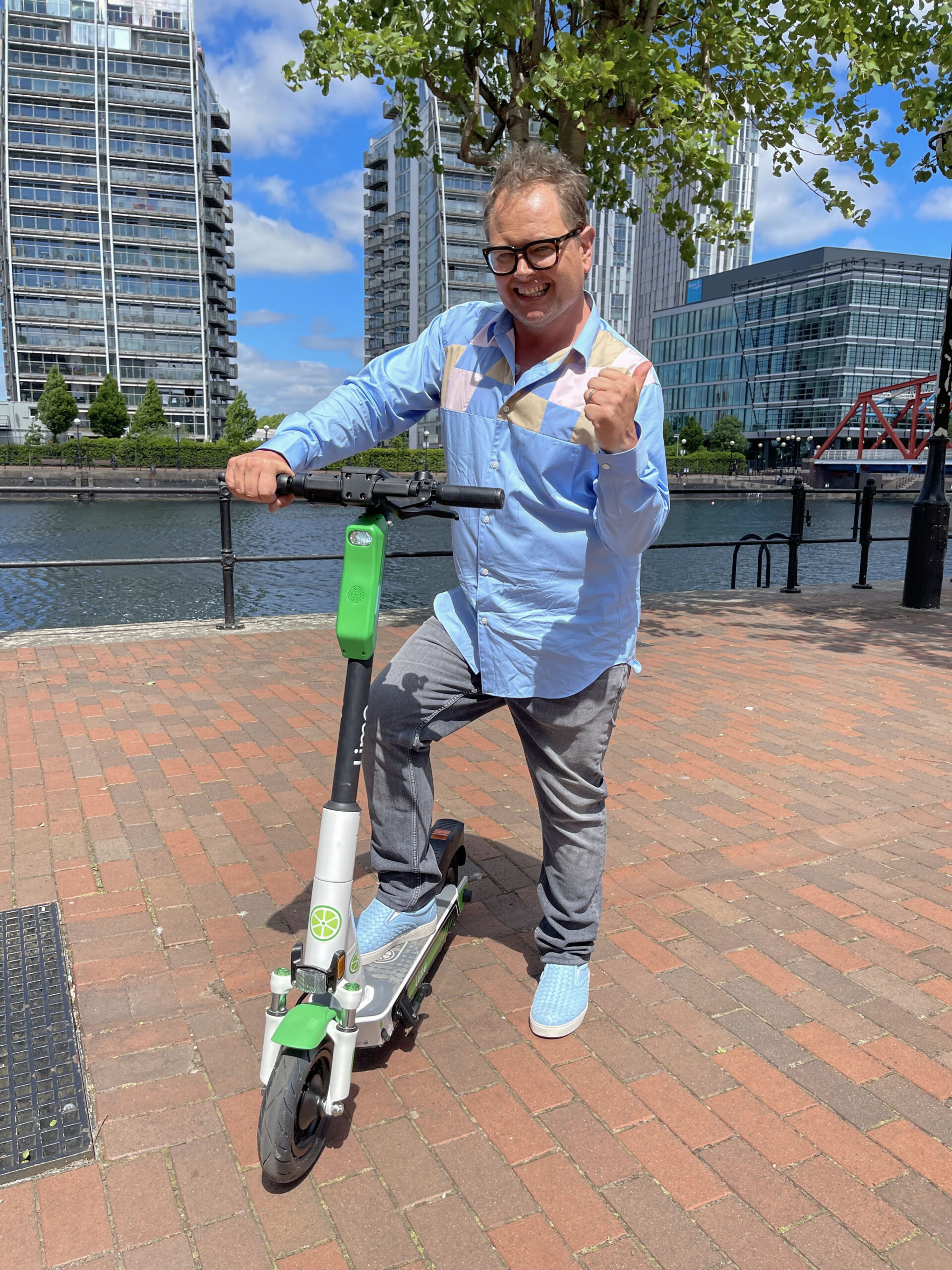 Alan Carr is worth over £7m