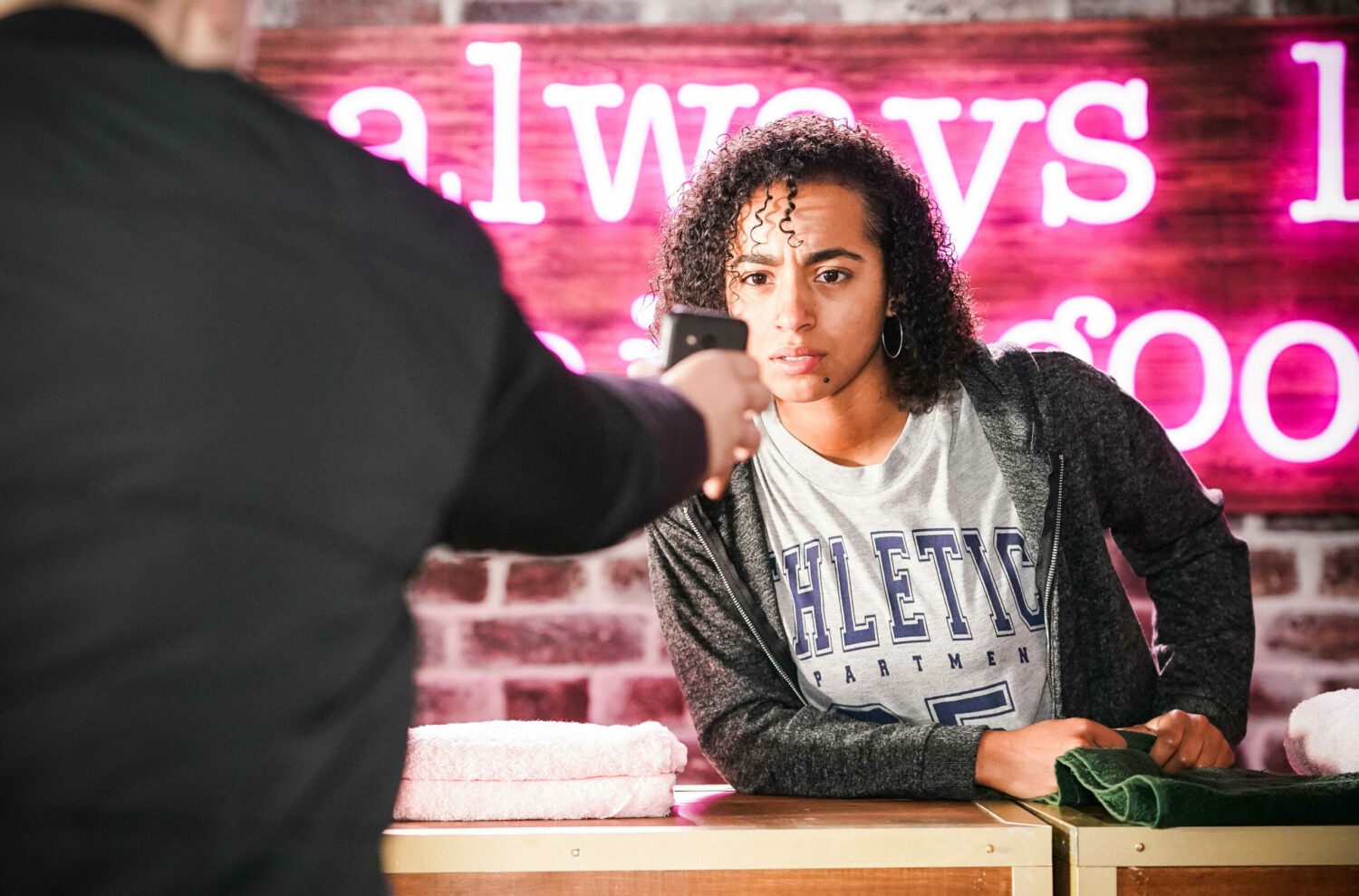 EastEnders Will asks for an invite to Jada's party