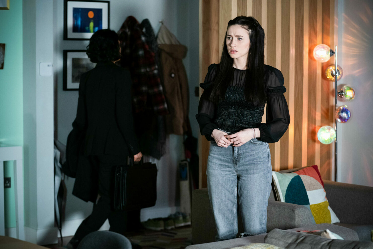 Suki and Dotty find out from Kheerat�s lawyer that he will plead guilty. 