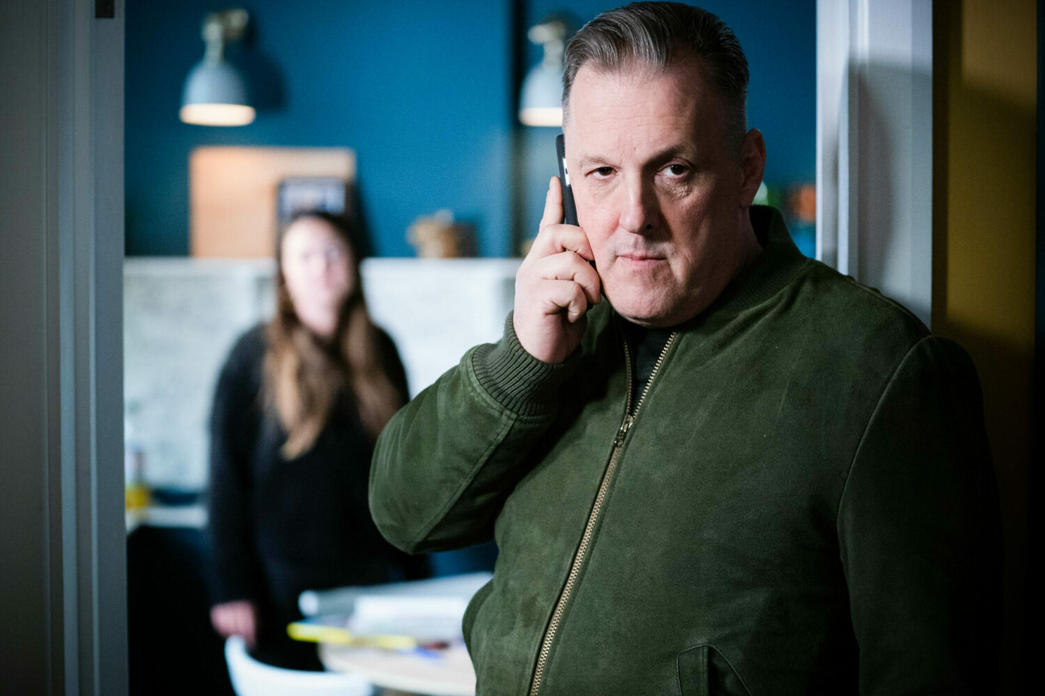 Stacey tries to xplain to Harvey how Jean�s current behaviour is evidence that she's experiencing a manic episode