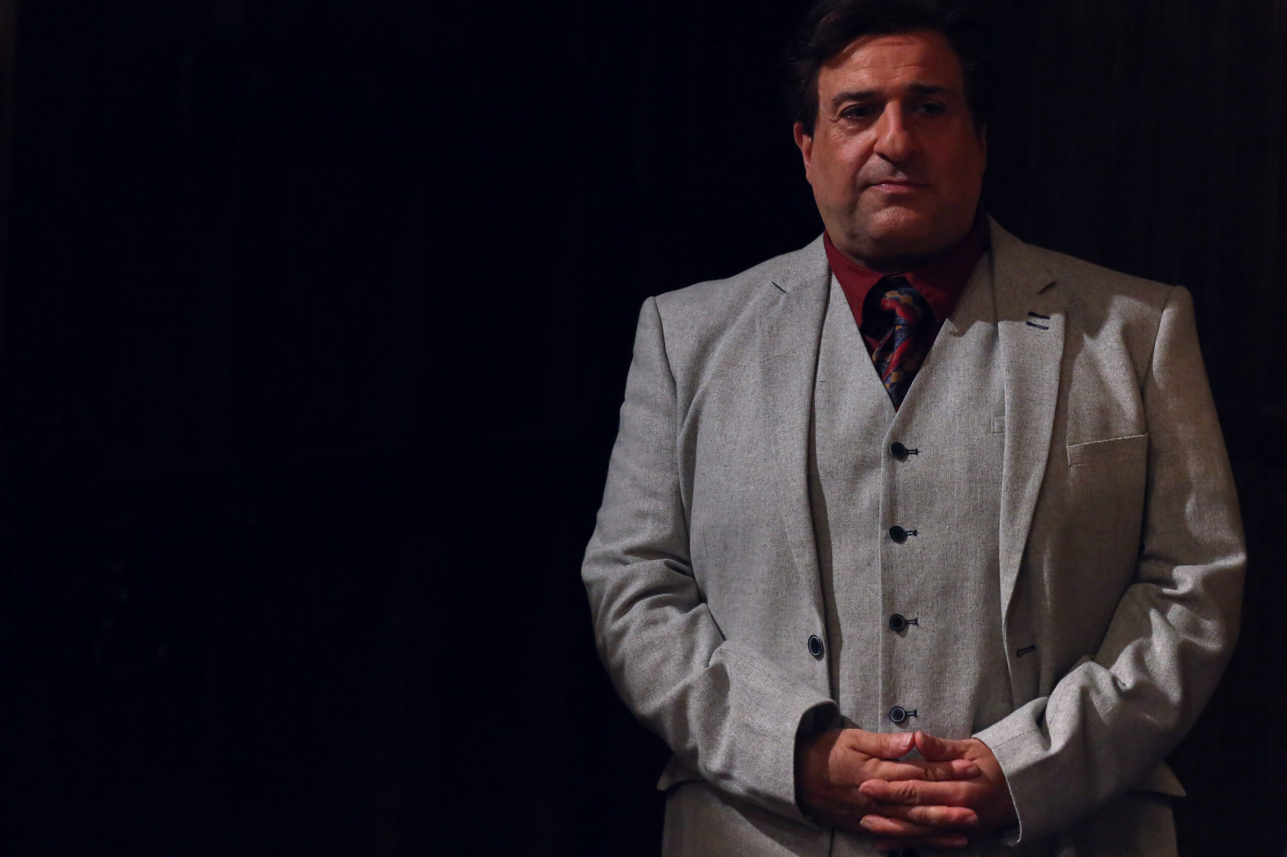 Omid Djalili Queens of Mystery