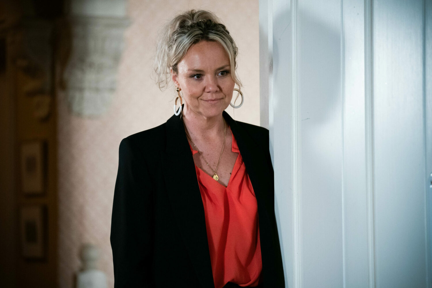 Janine returns and Mick is pleased in EastEnders