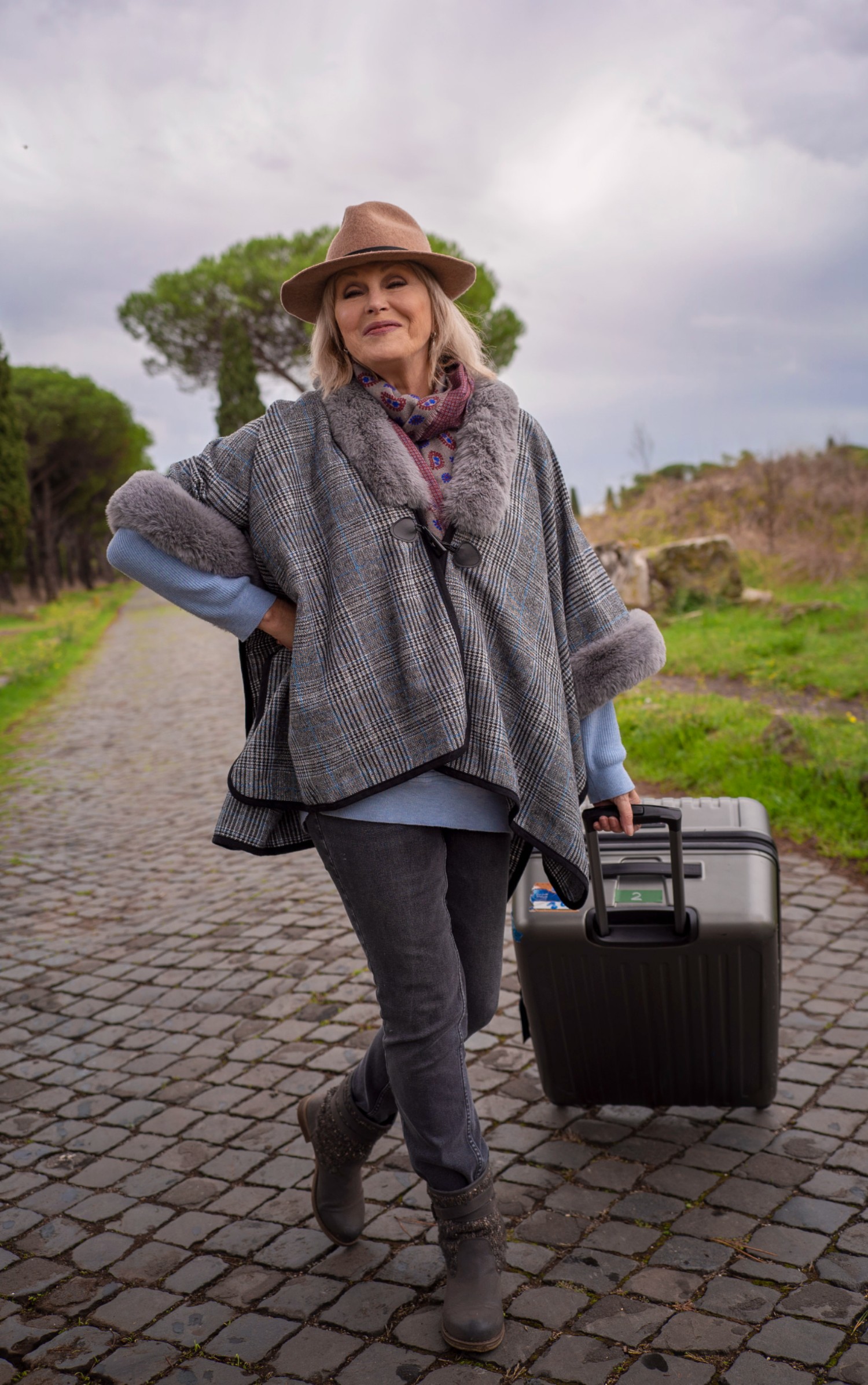 Joanna Lumley's on Great Cities of the World