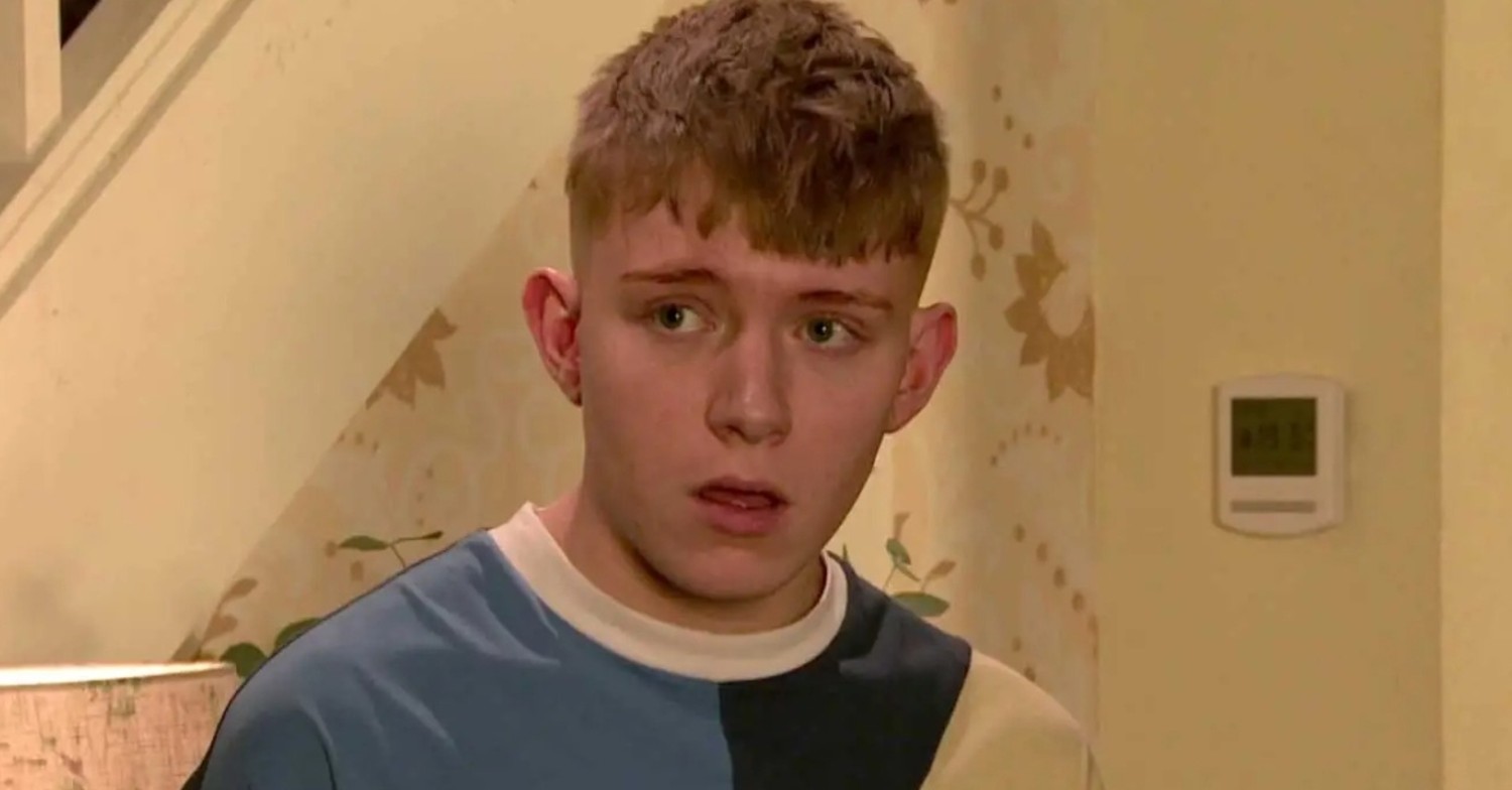 Max looking shocked in Coronation Street