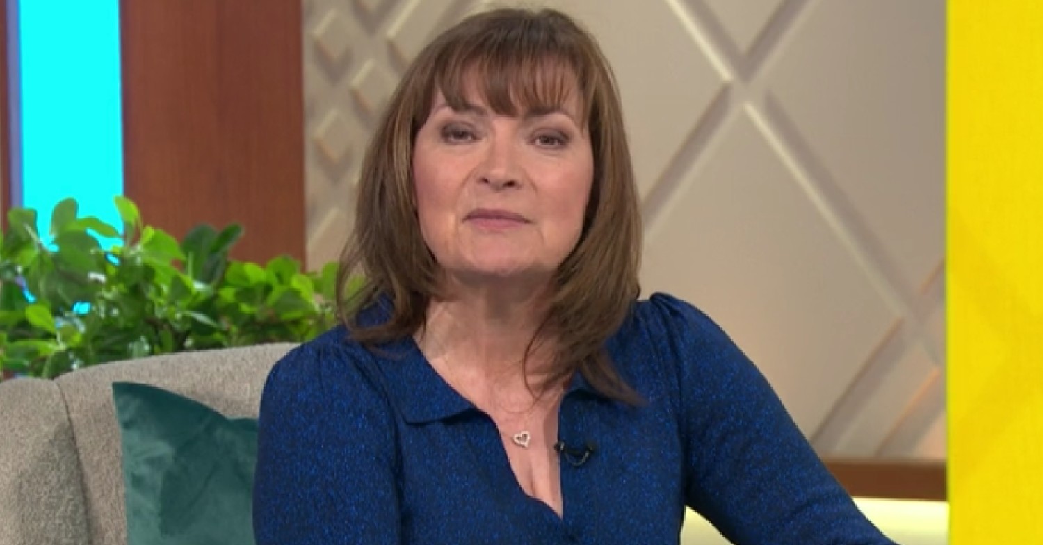 Lorraine Kelly showing off her recent weight loss on her ITV show