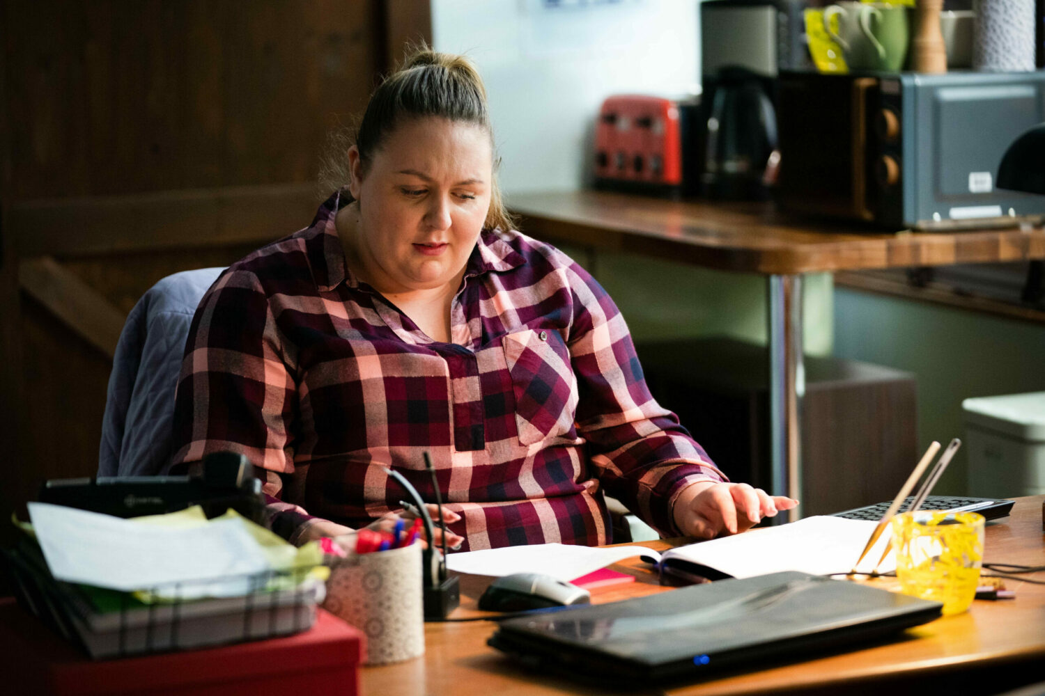 Bernie shocked to see her new contract in EastEnders