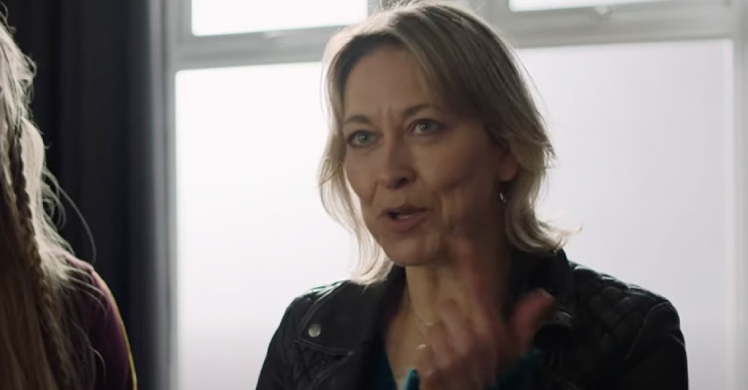 Nicola Walker as Annika shouting at someone and pointing