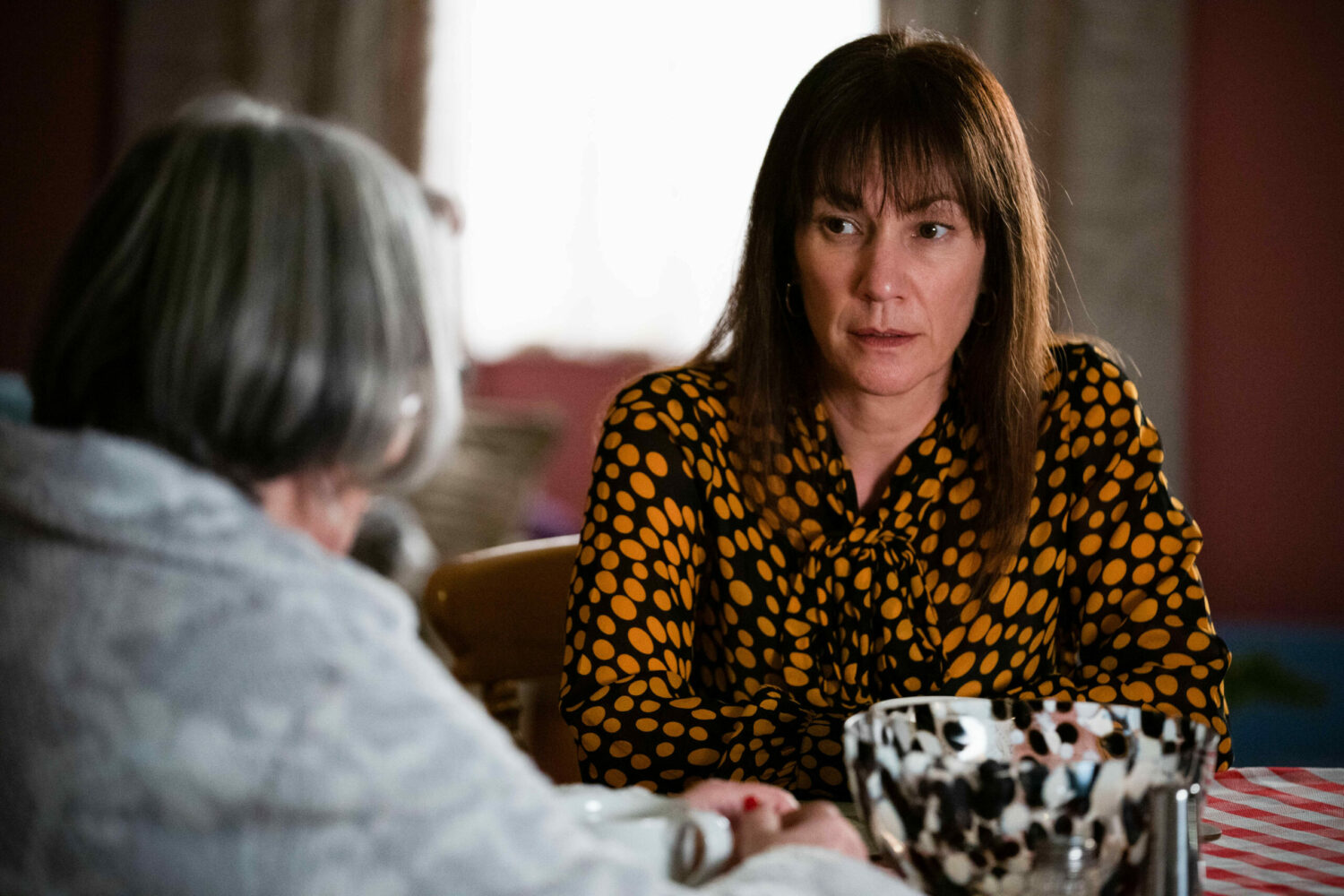 EastEnders: Rainie is worried about coping talking to Vi