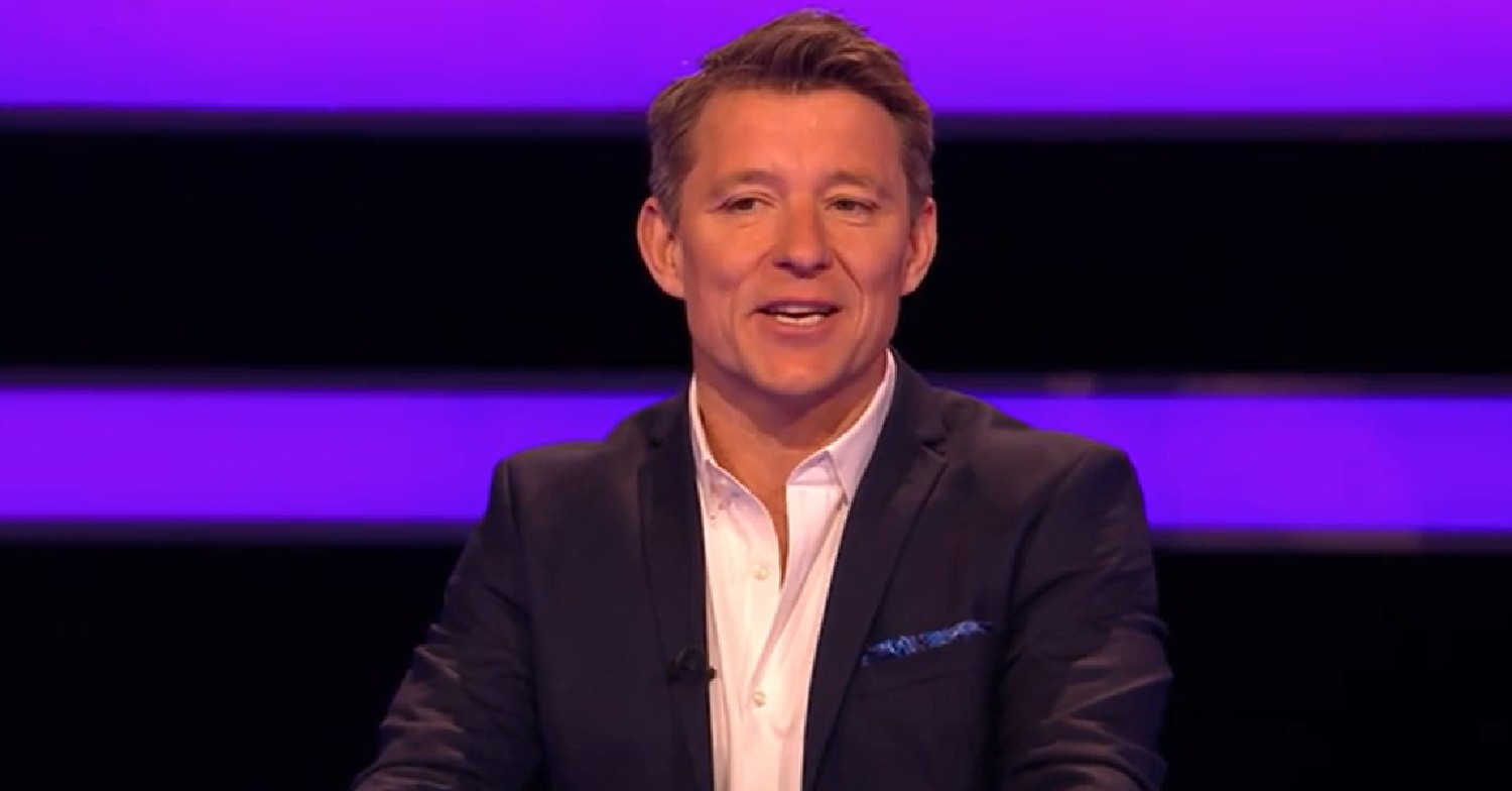 Ben Shephard hosting Tipping Point in suit