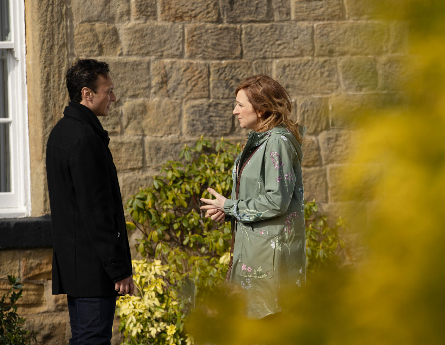 Jai and Laurel outside in Emmerdale 