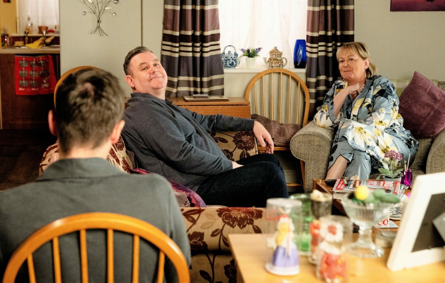 George and Eileen looking happy in Coronation Street