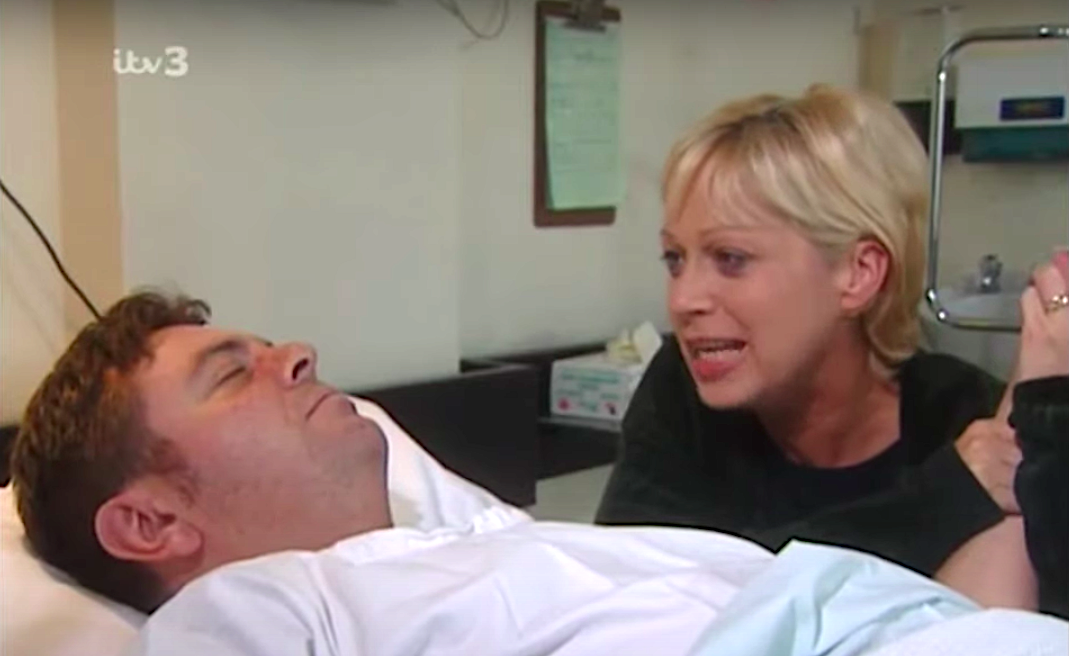 Natalie cries over Des Barnes' death