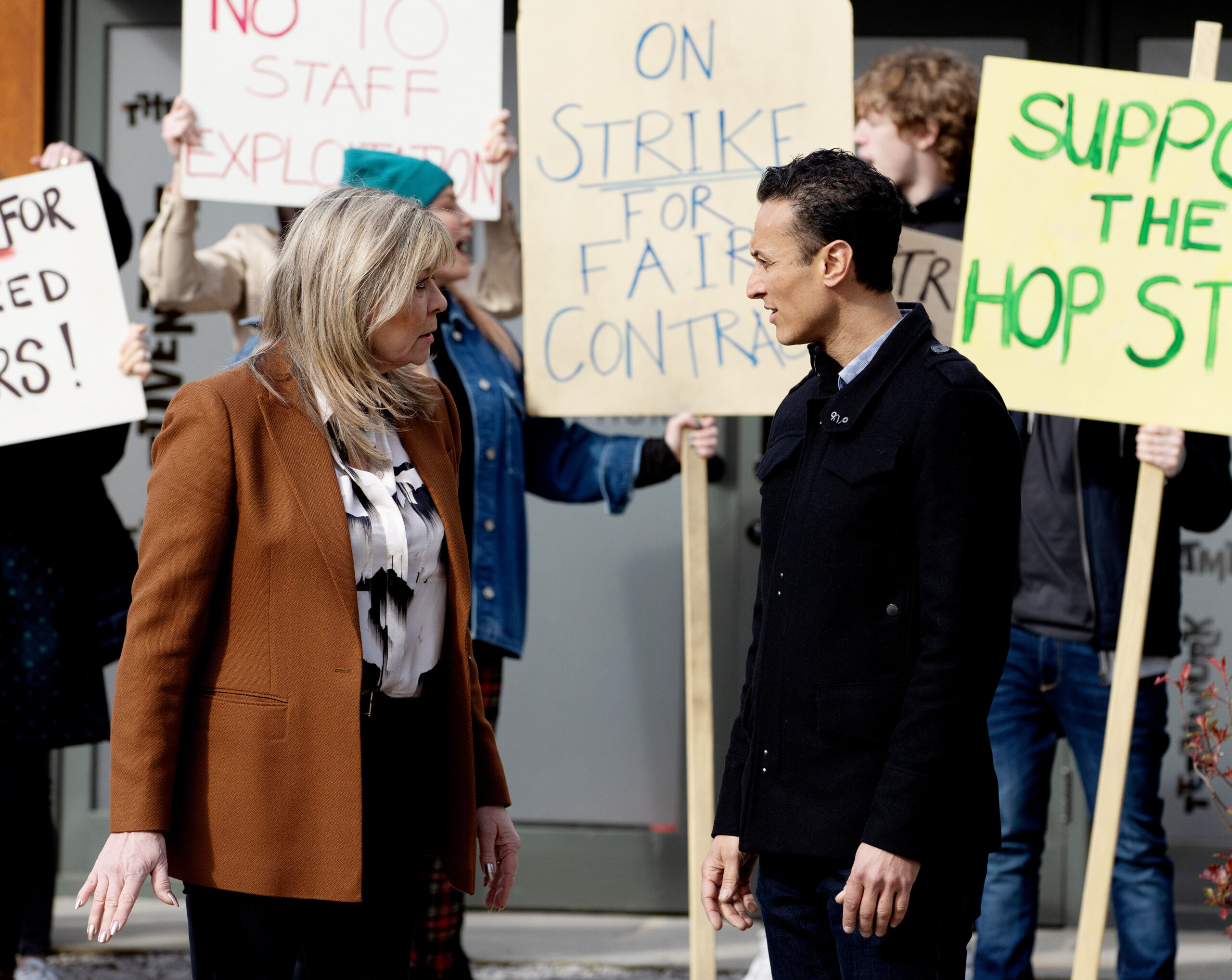 Kim and Jai talk as HOP staff protest in Emmerdale 