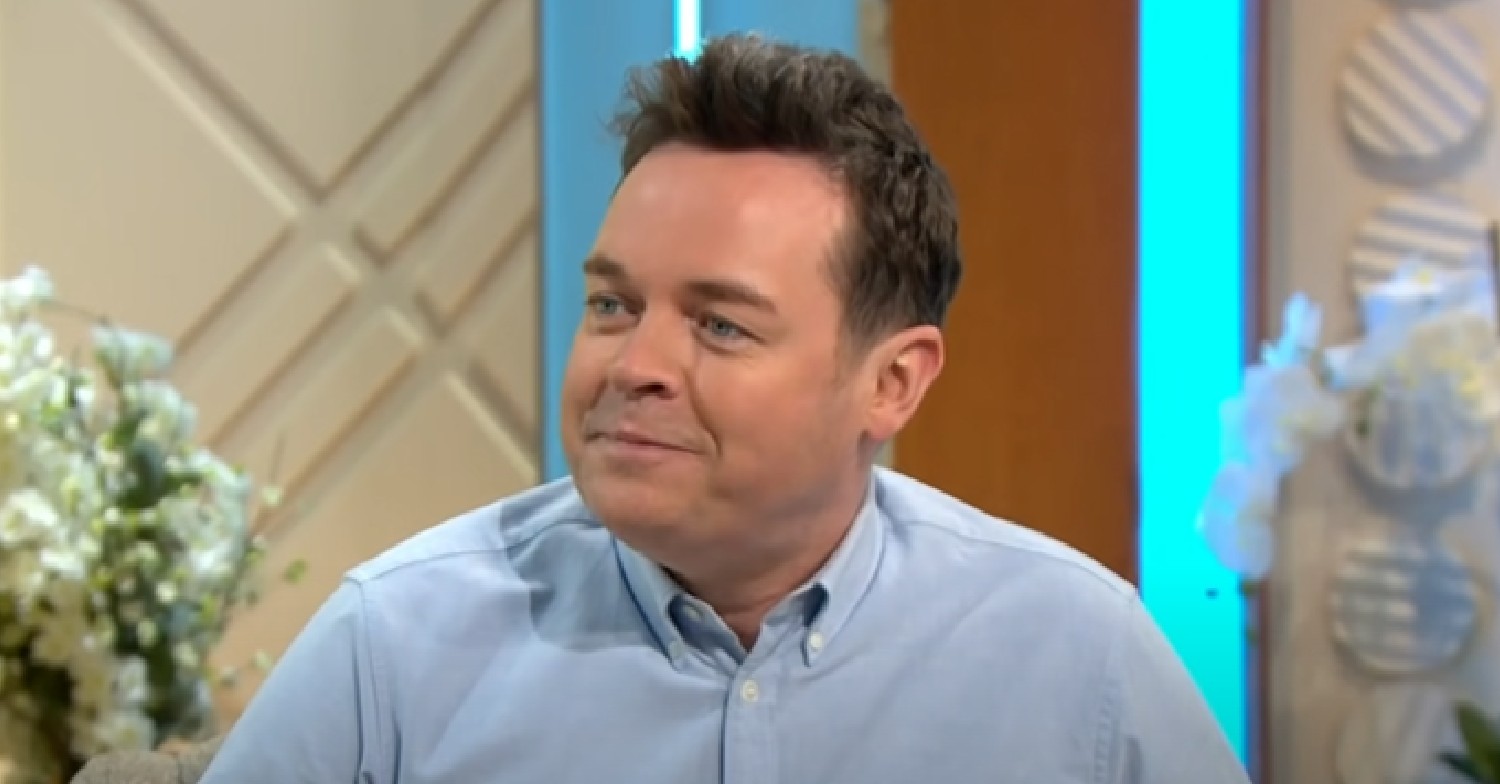 Stephen Mulhern in light blue shirt on Lorraine