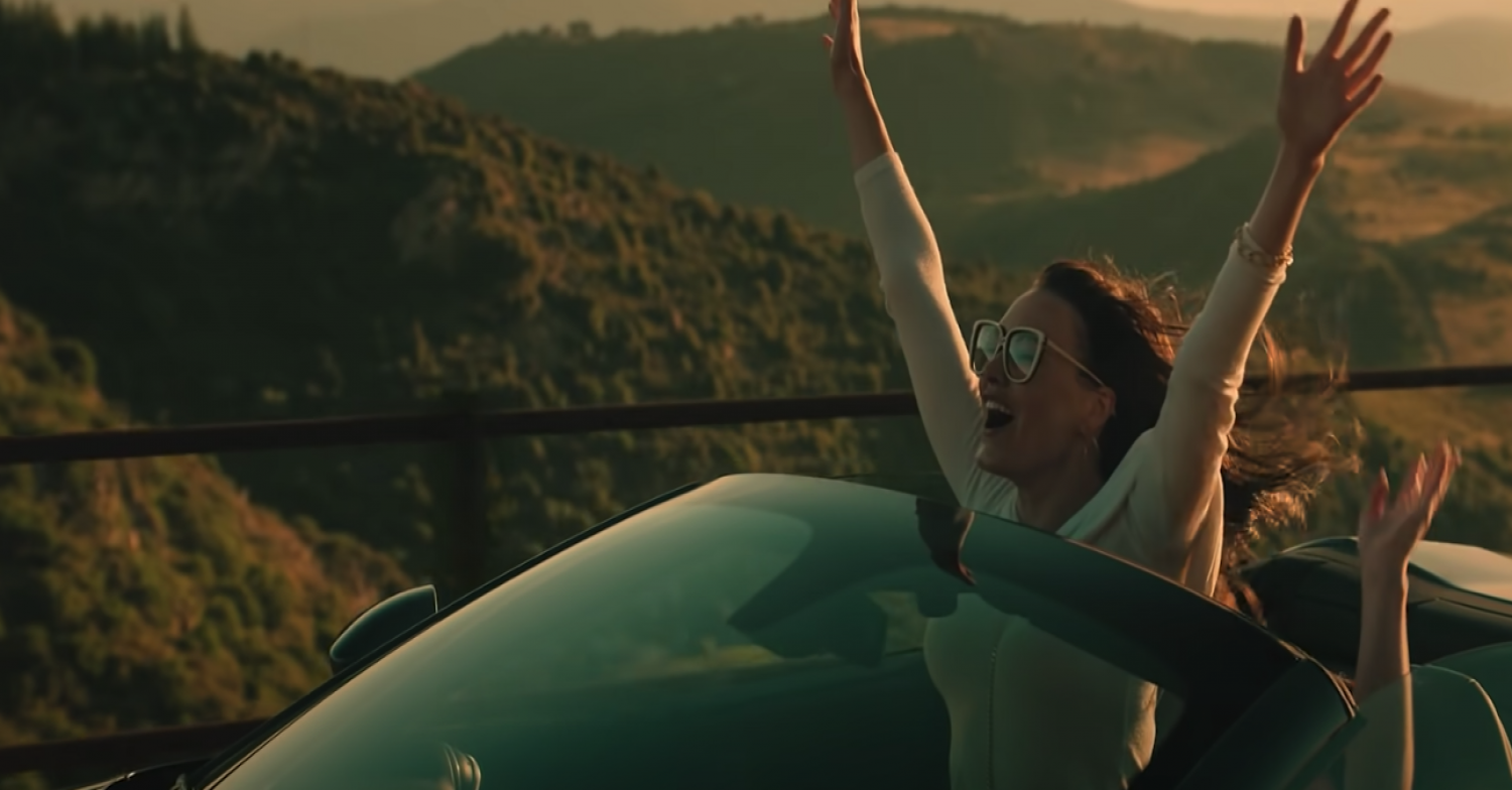 Laura's friend puts her hands in the air on 365 Days: This Day sequel