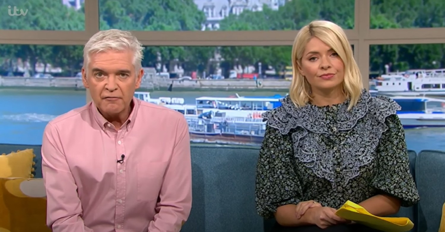 Phillip Schofield and Holly Willoughby in floral outfit on This Morning today May 3, 2022