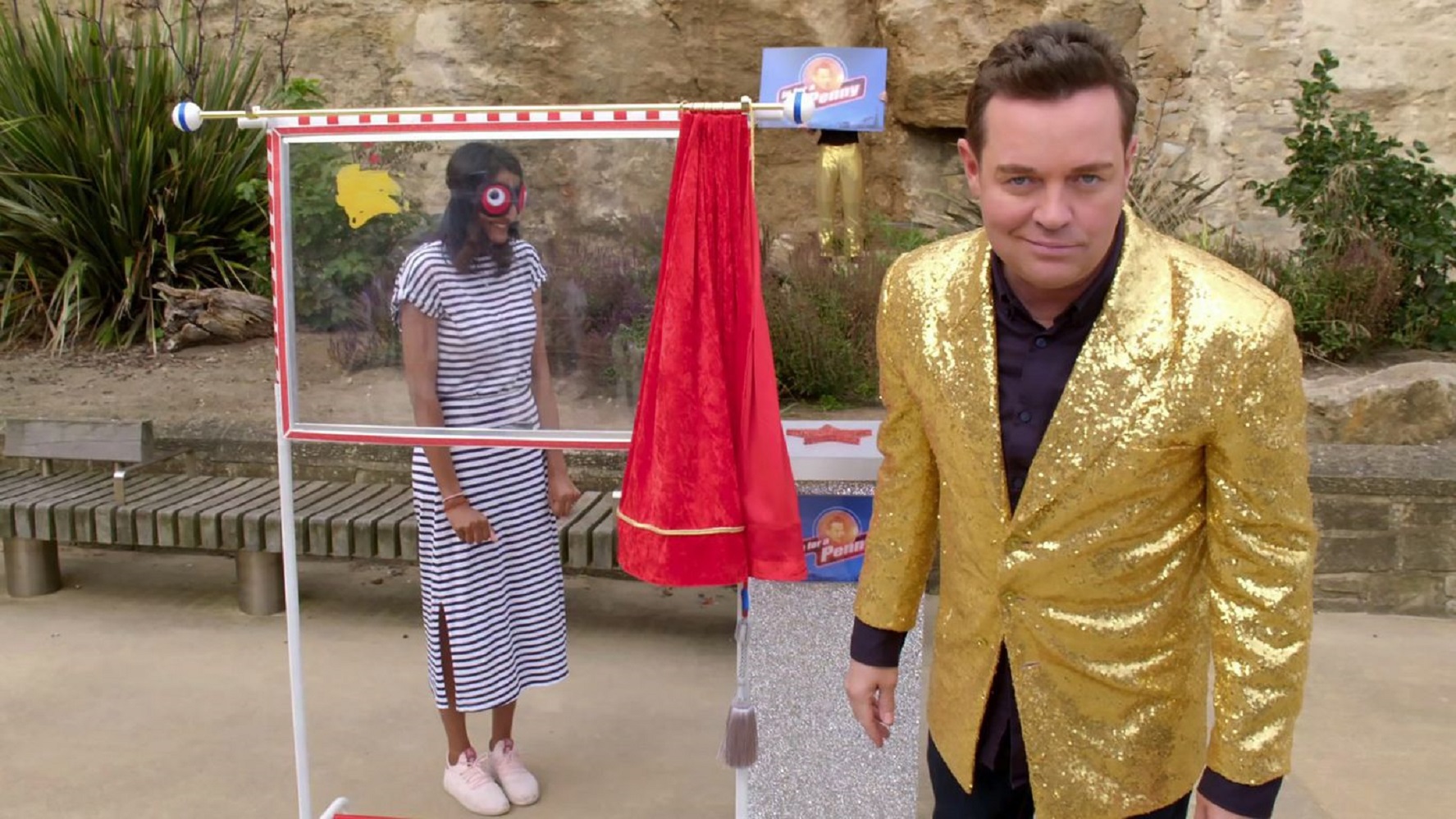 Stephen Mulhern pulling a funny face on In For A Penny