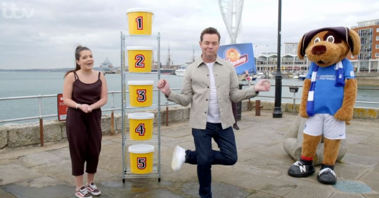 Stephen Mulhern with In For A Penny contestants