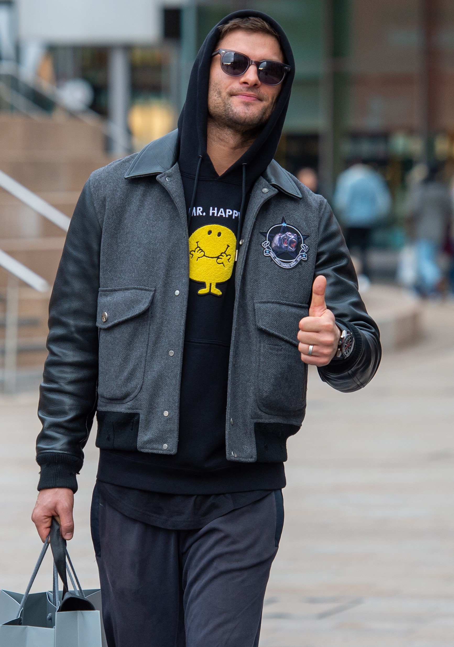 Strictly star Aljaz Skorjanec puts thumbs up