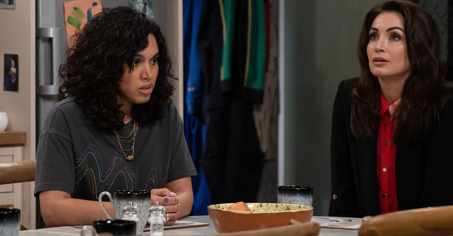 Emmerdale Suzy and Leyla at table