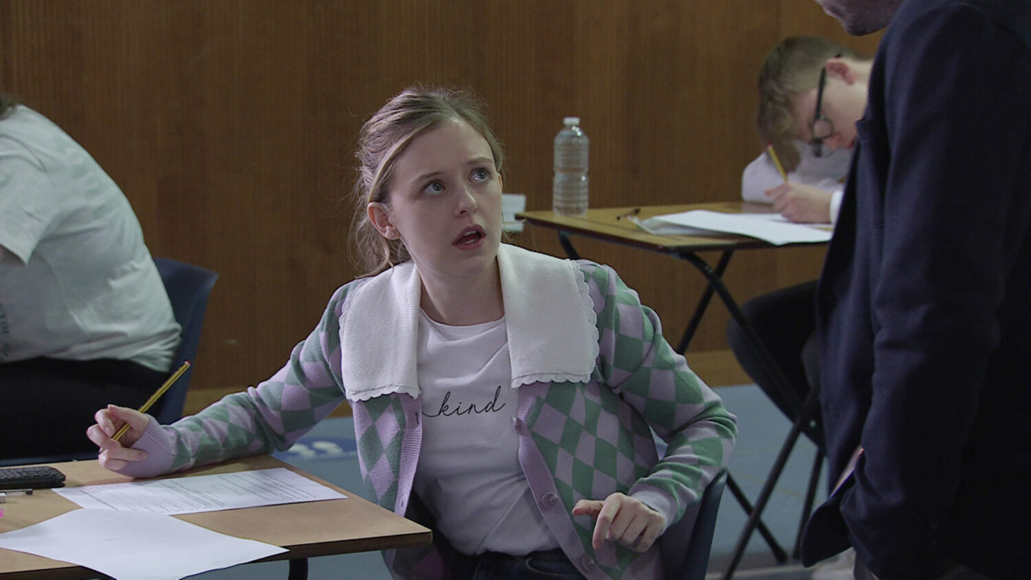 Coronation Street Summer suffers a hypo in her exam