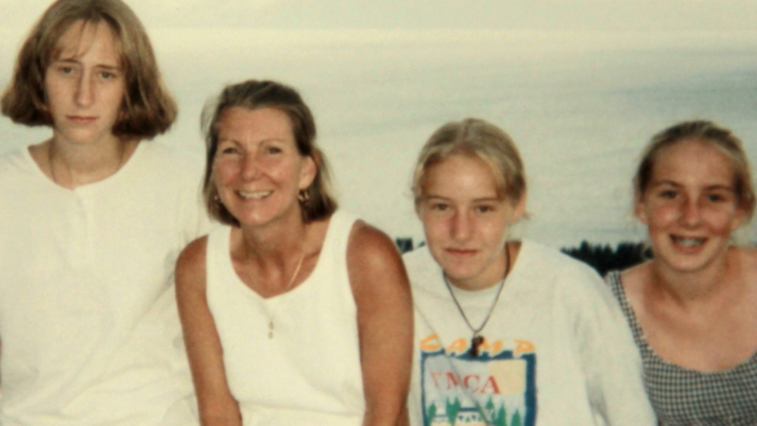 Kathleen Peterson with her step-daughters and daughter Caitlin