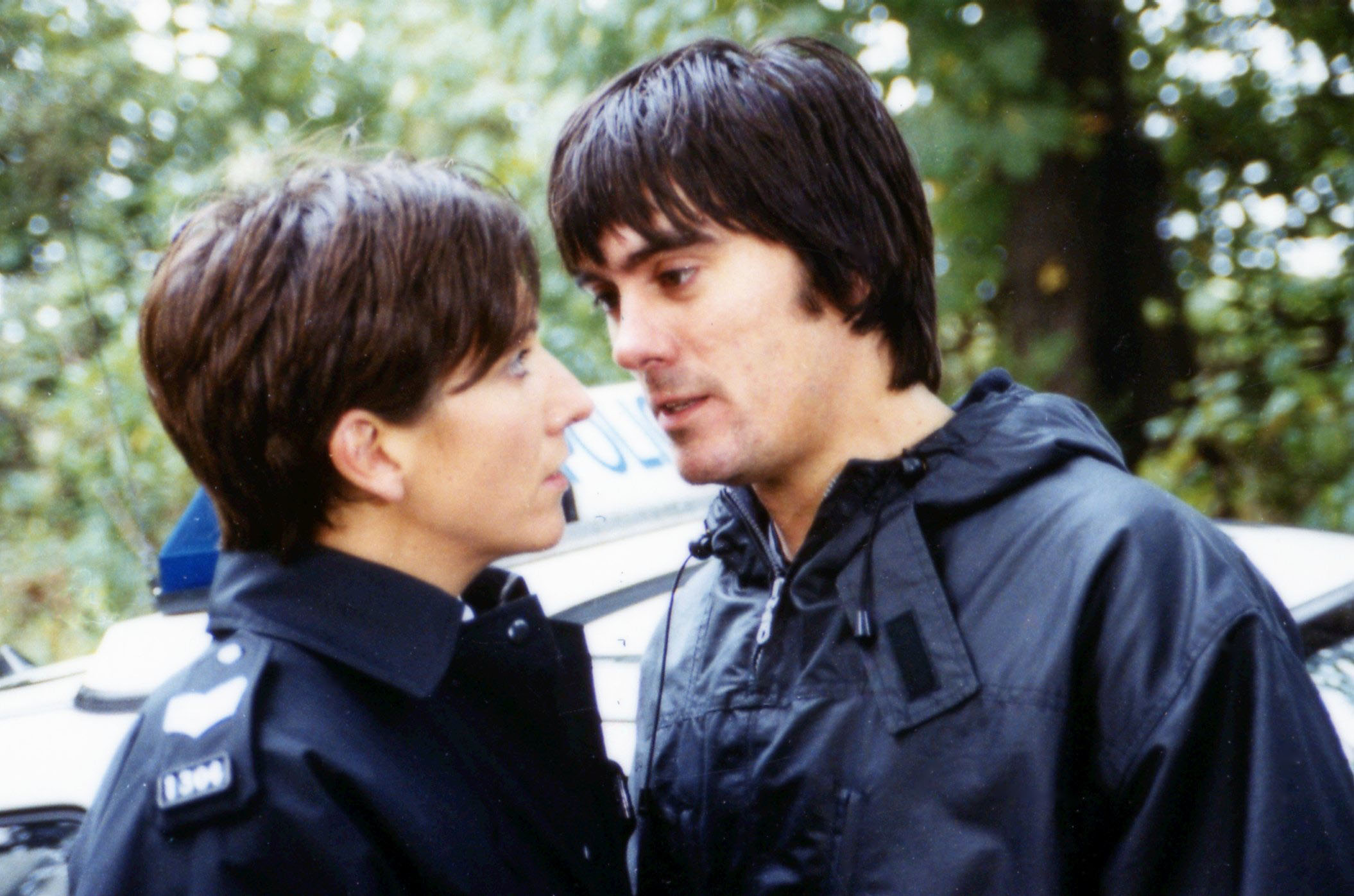 Angie Reynolds and Cain Dingle flirt in Emmerdale 