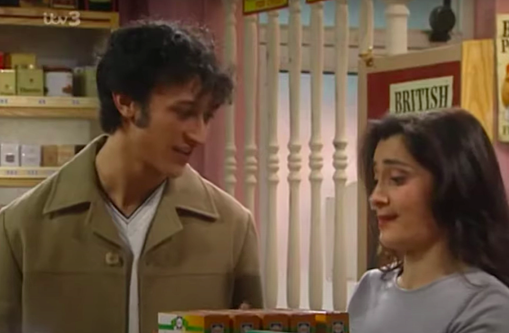 Nita and Vikram Desai chat in Coronation Street