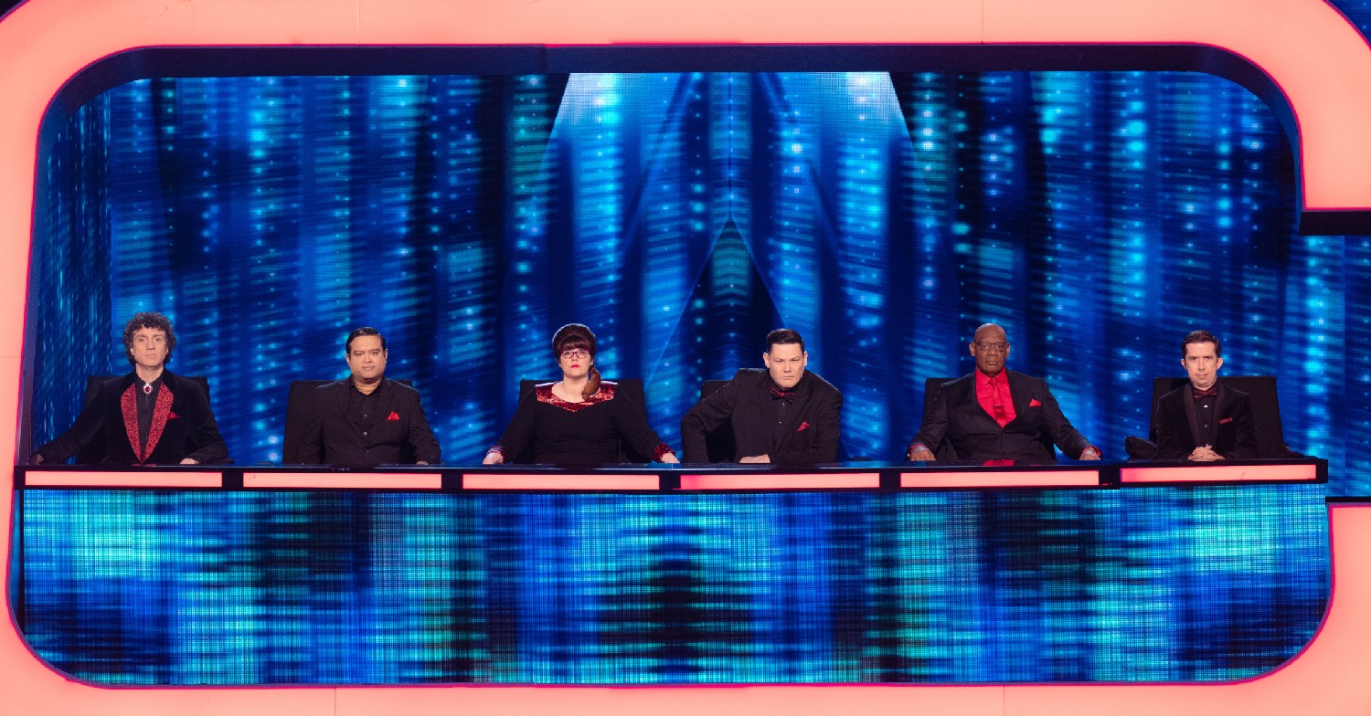 Darragh Ennis, Paul Sinha, Jenny Ryan, Mark Labbett, Shaun Wallace, Issa Schultz on Beat the Chasers 