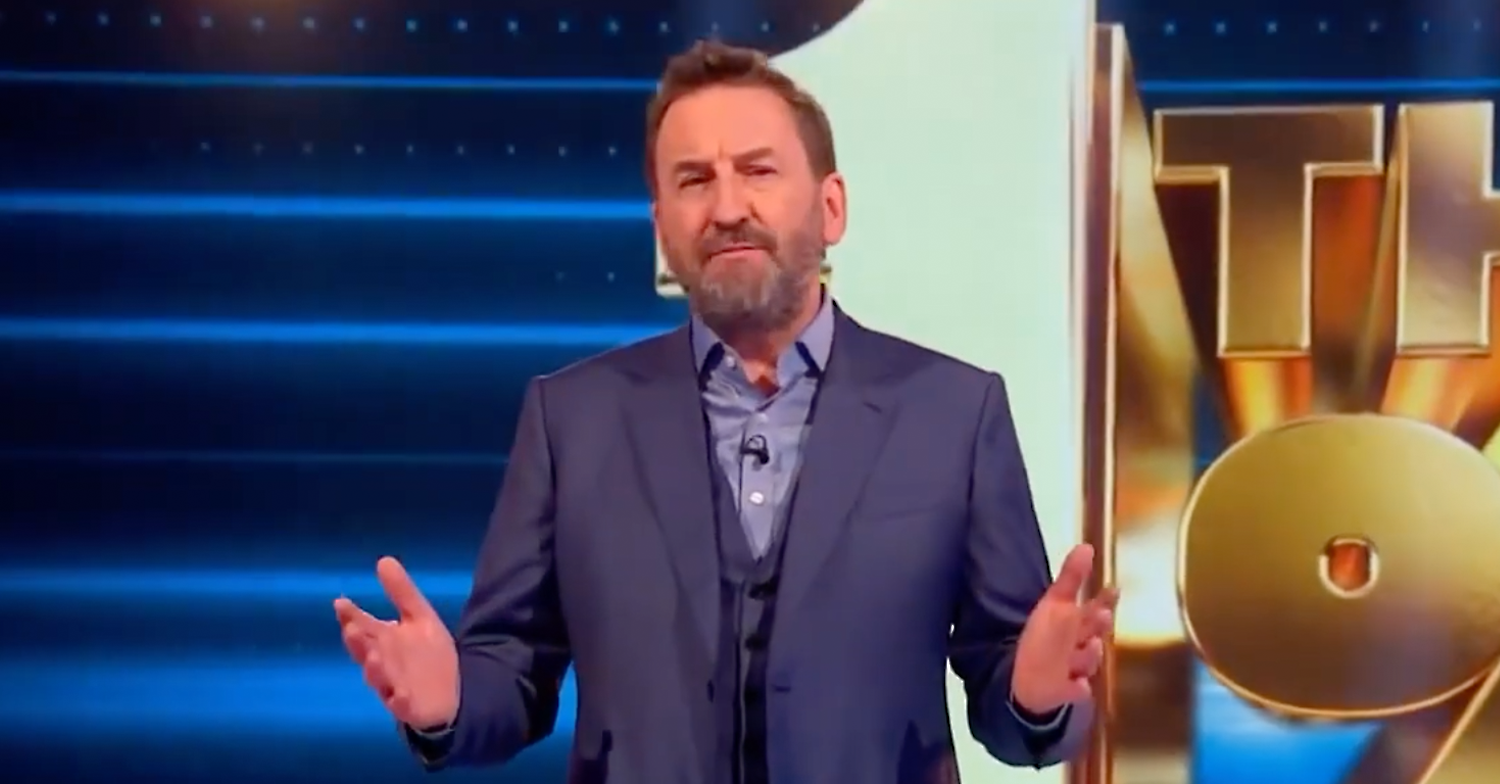 Lee Mack hosting the 1% club