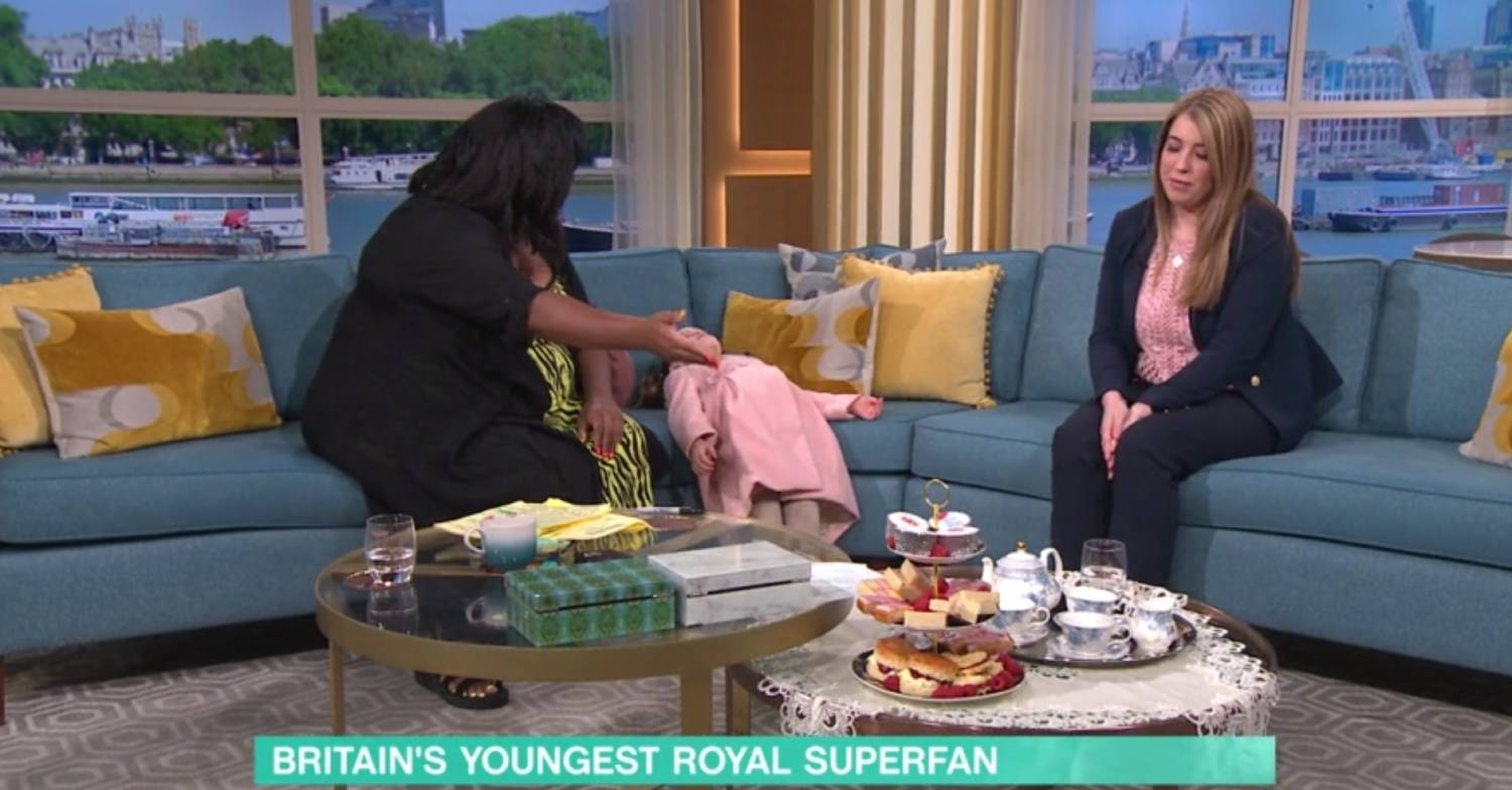 Isla slumps back on the sofa on This Morning today