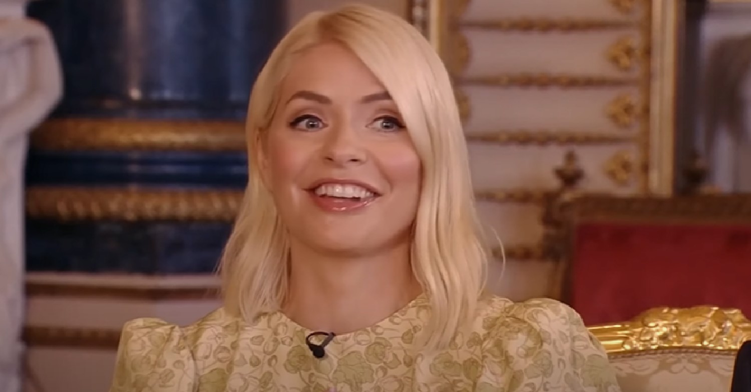 Holly Willoughby smiles in yellow dress at Buckingham Palace on This Morning today