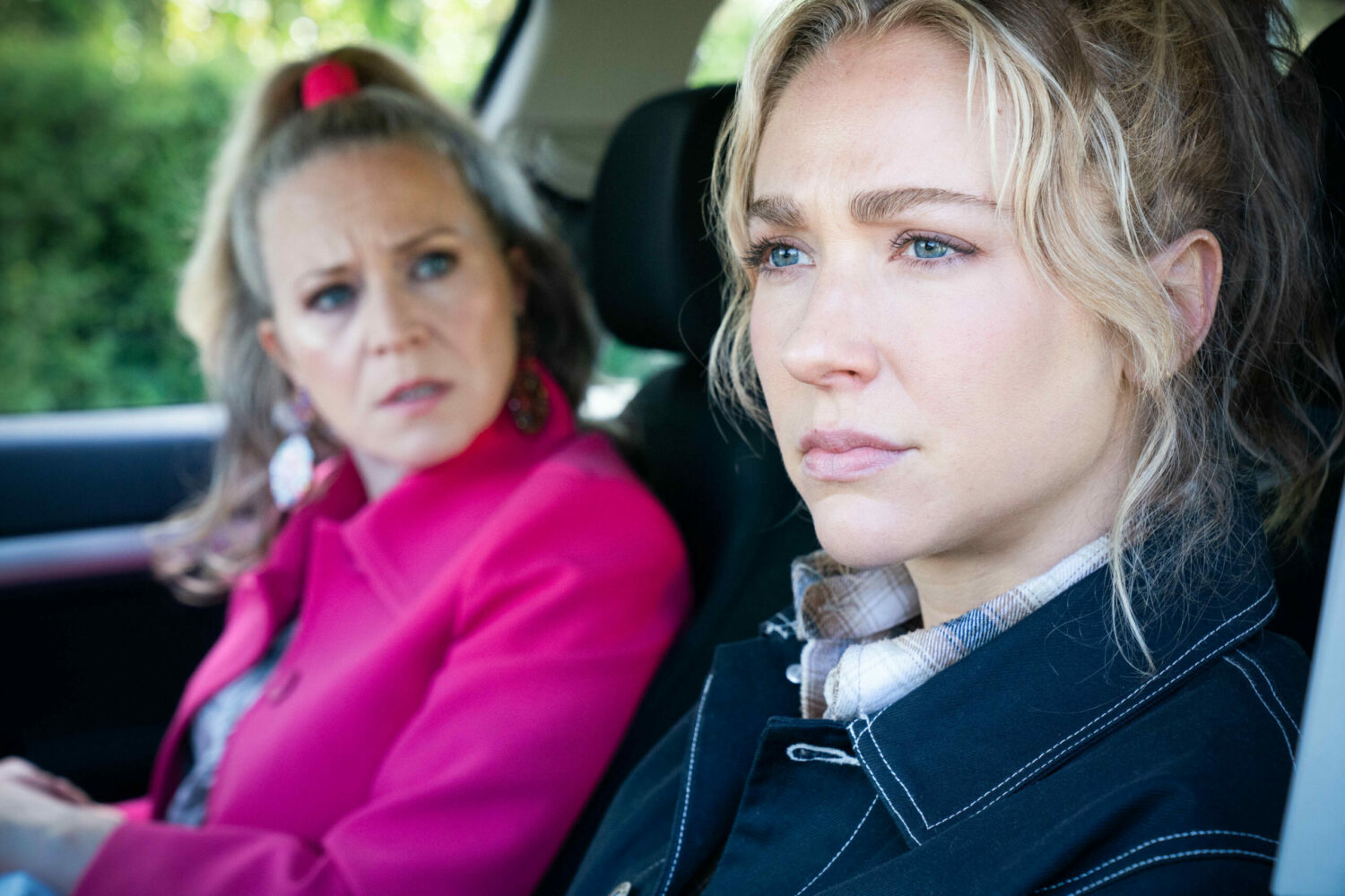 Linda Carter tries to make annoyed daughter Nancy Carter see sense