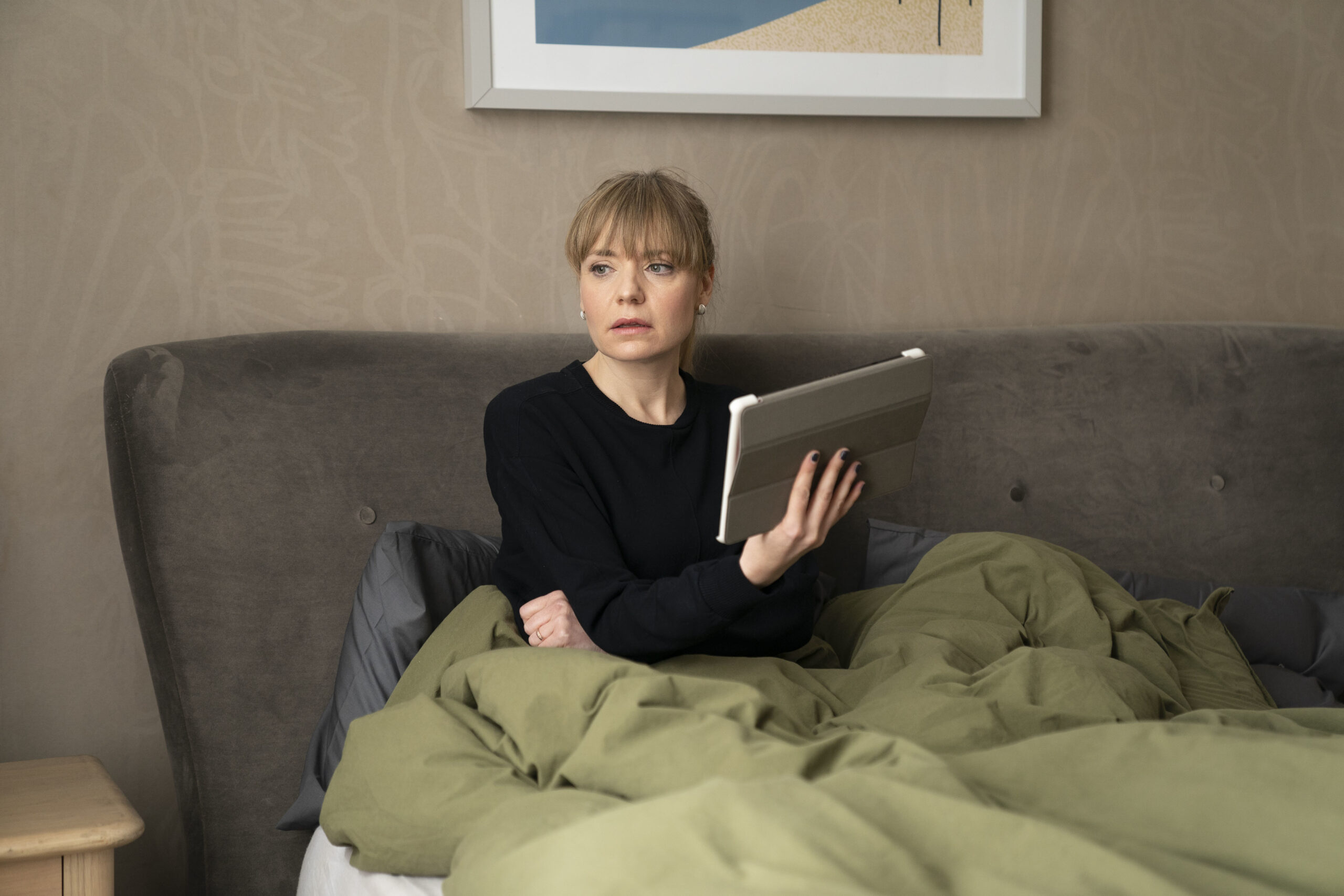 Christine Bottomley as Mandy in Back to Life