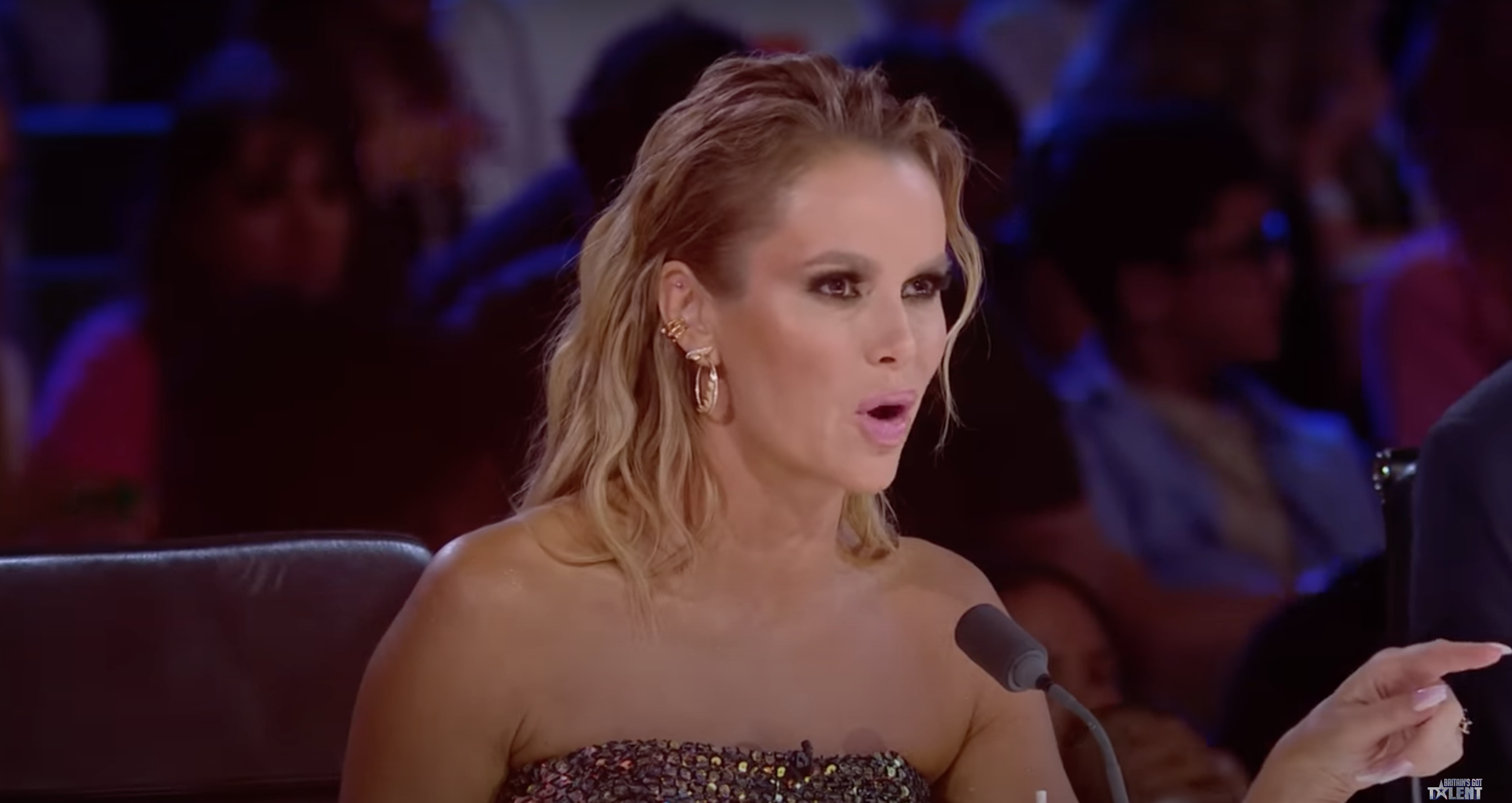 Amanda Holden wore her hair slicked back on BGT last night