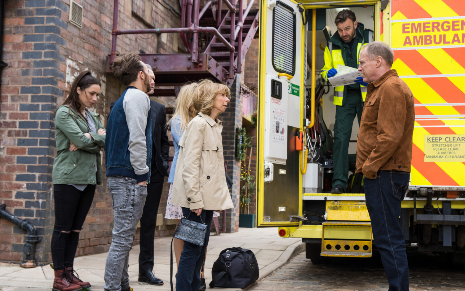 Stephen and Gail argue in Corrie