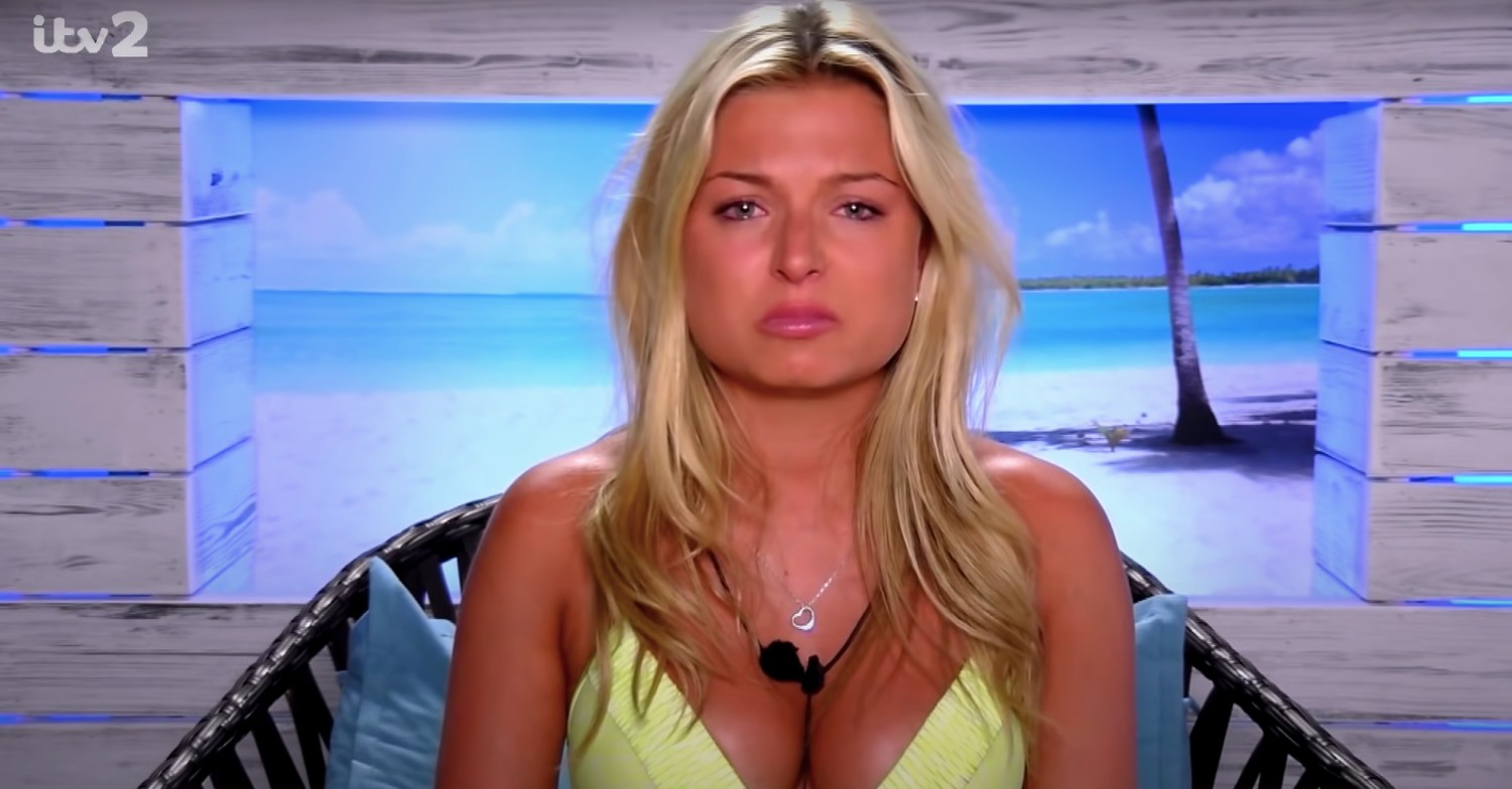 Zara Holland crying on Love Island