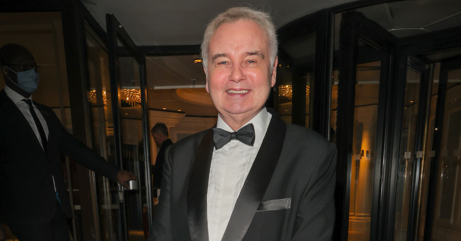 Eamonn Holmes poses for photo