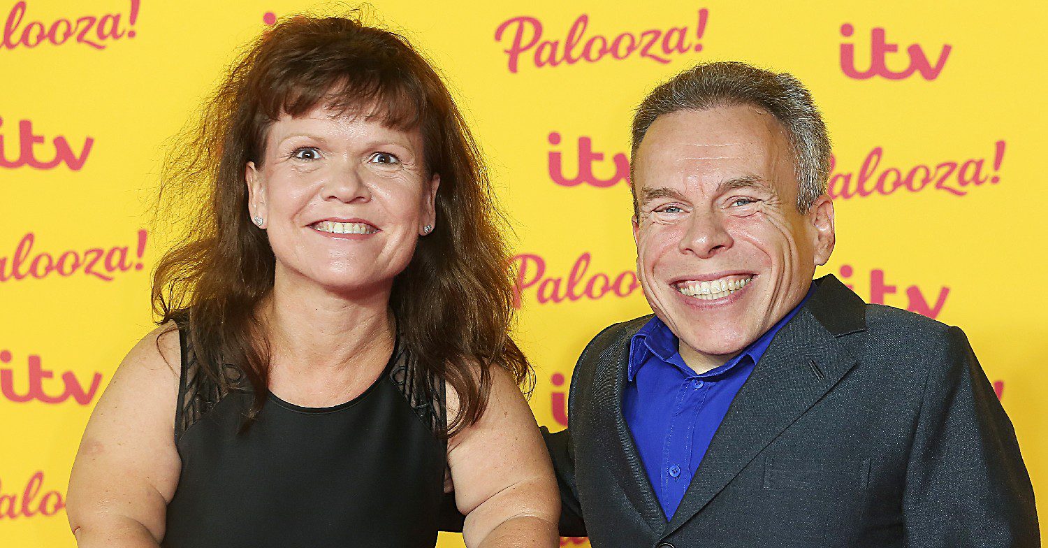 Warwick Davis and Samantha