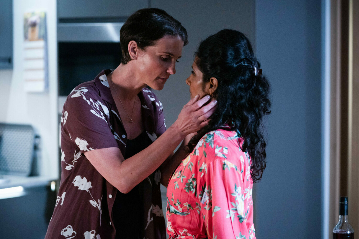 EastEnders Eve tries to kiss Suki