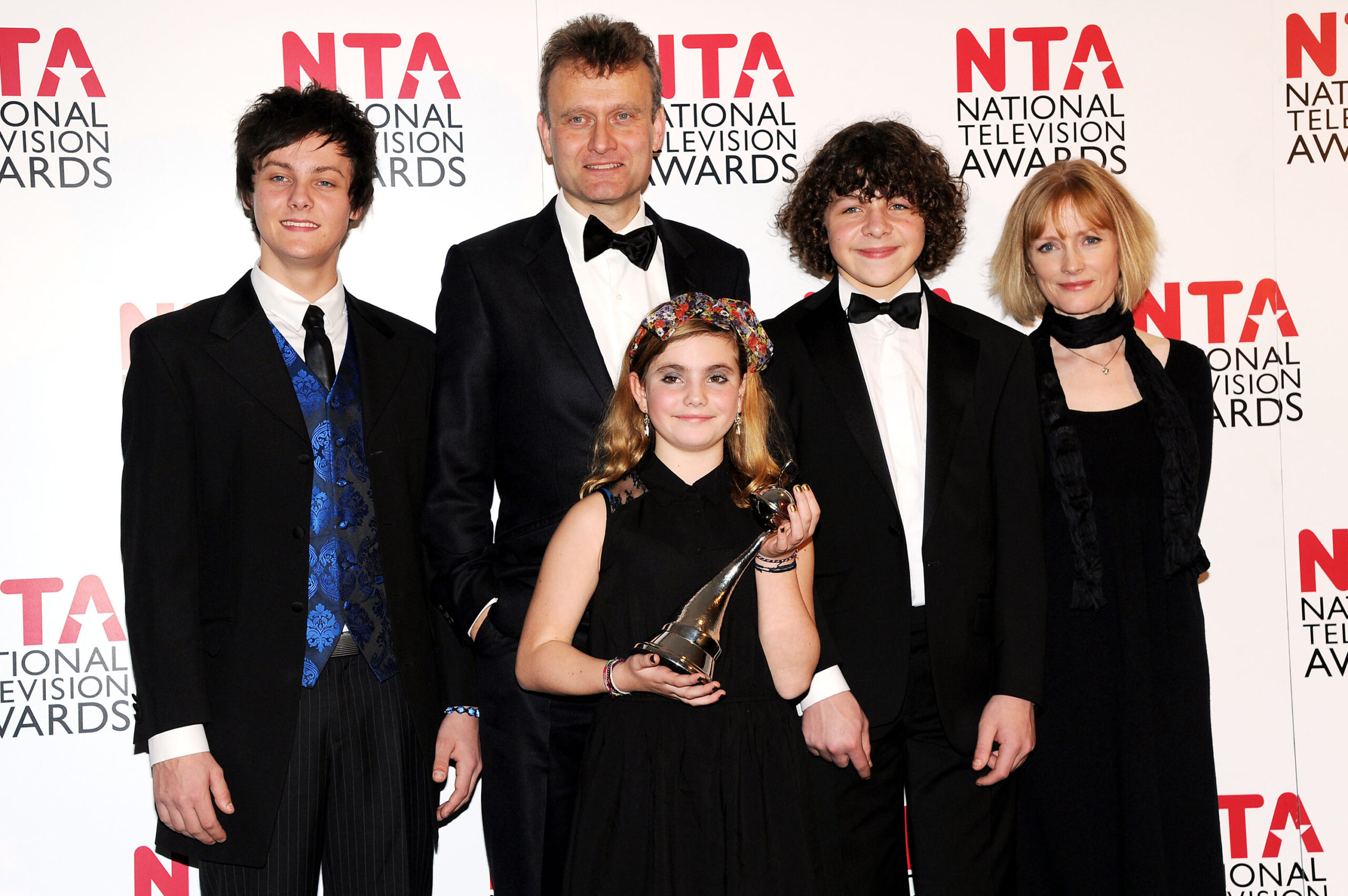 Cast of Outnumbered