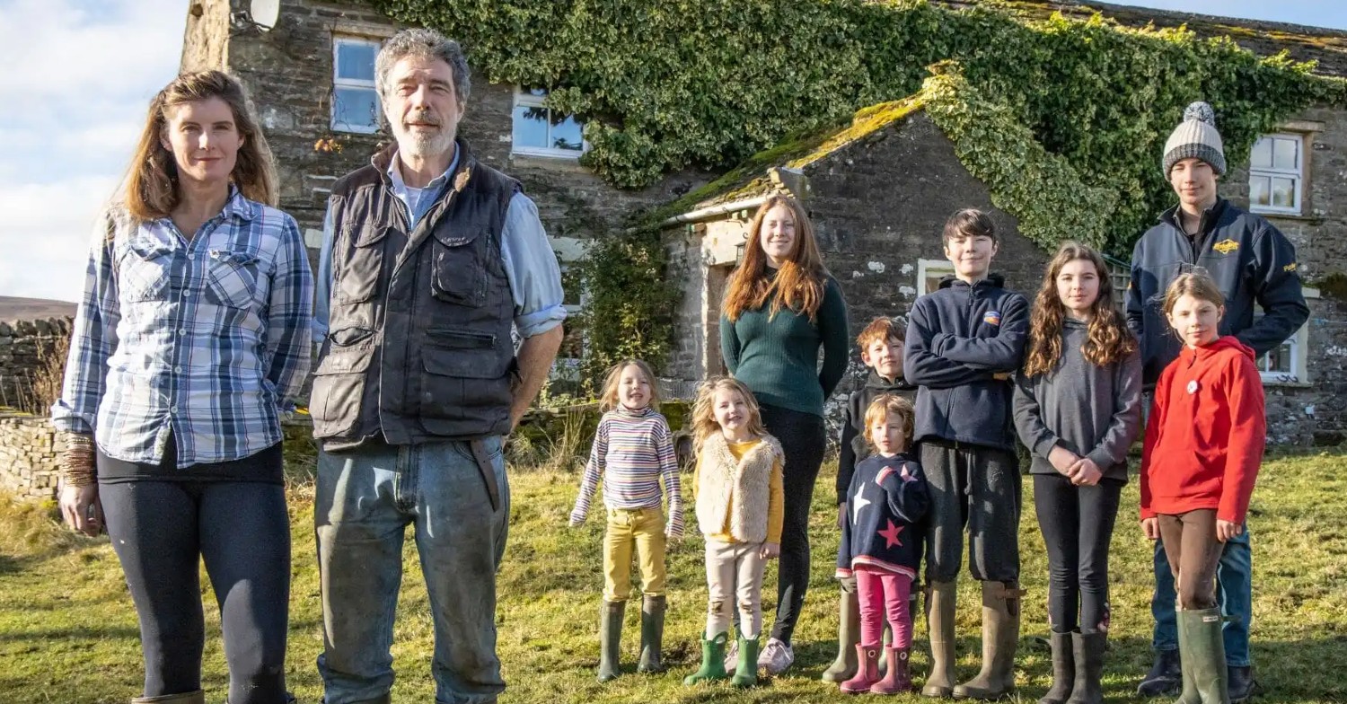 Amanda Owen and her husband, Clive