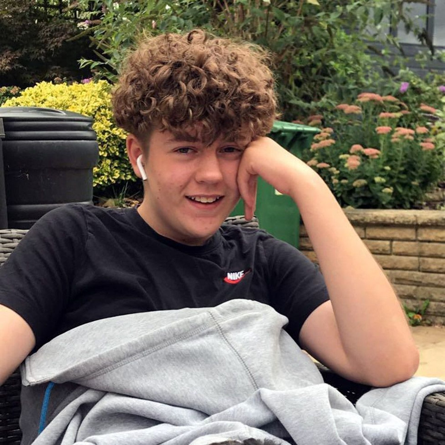 Who killed Olly Stephens?