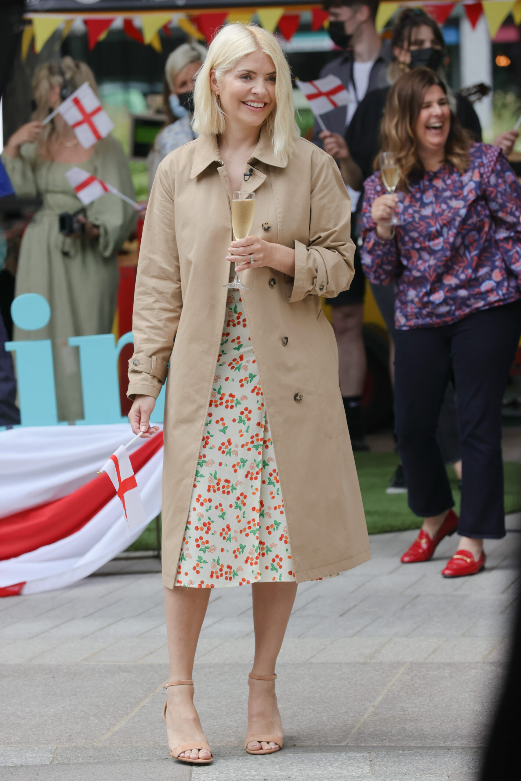 Holly Willoughby smiling at an event 