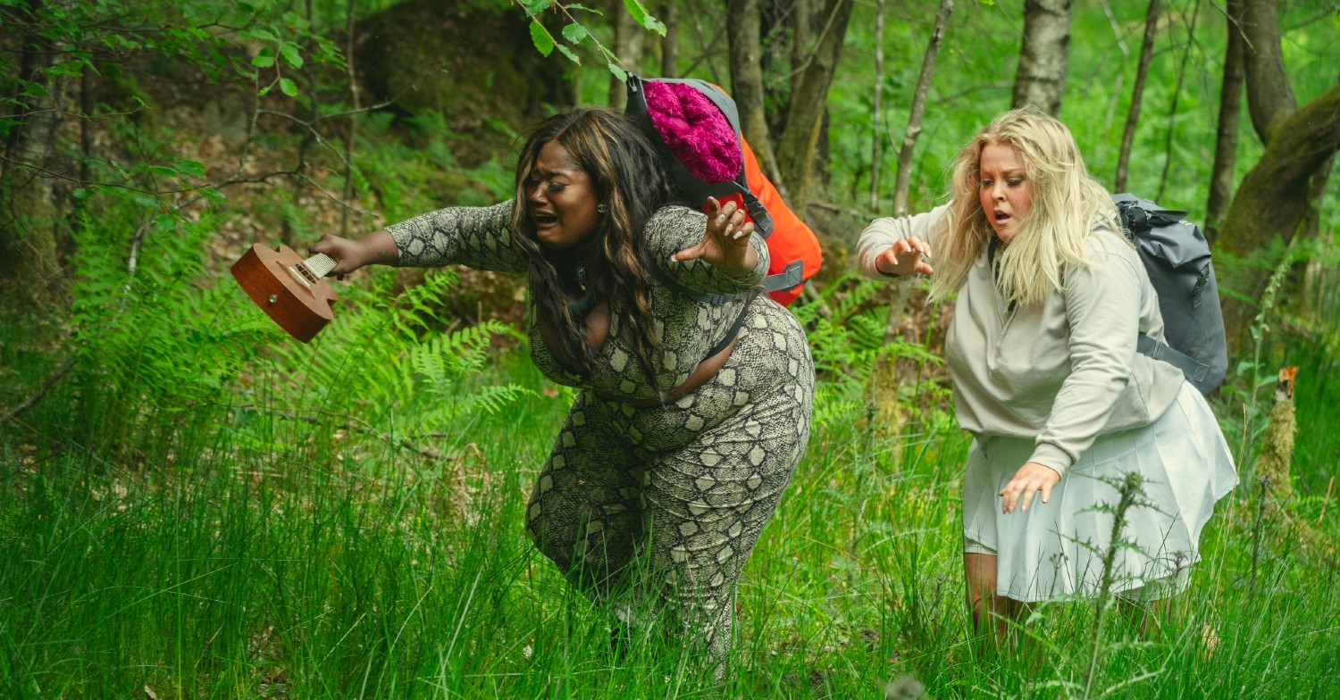 Two millennials squealing in the wild in Snowflake Mountain