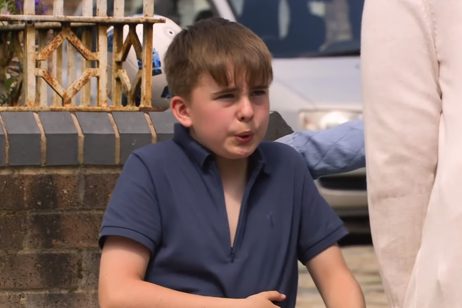 Coronation Street: Liam Connor Jr takes deep breaths as he has an asthma attack