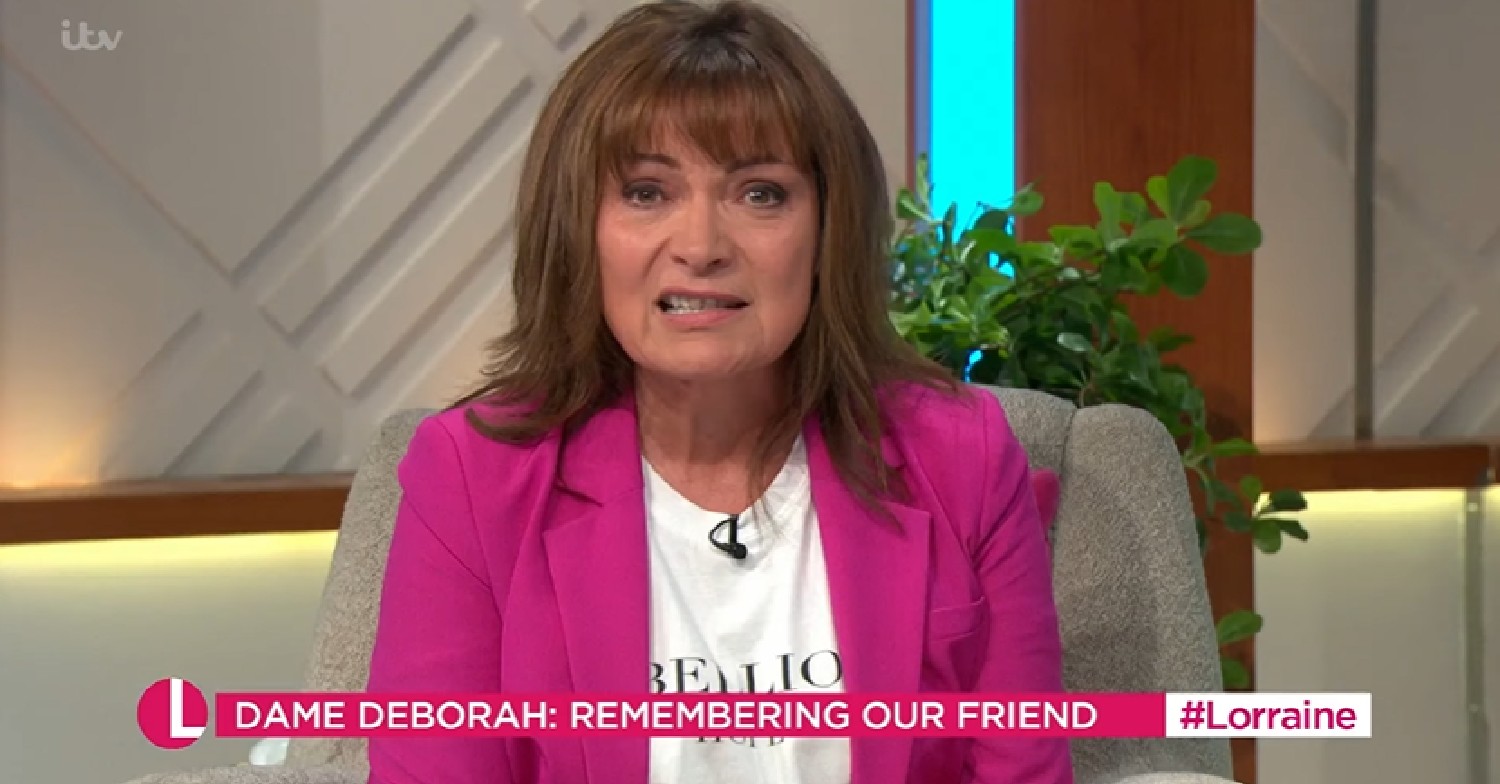 Lorraine Kelly tearful on her show today in pink blazer