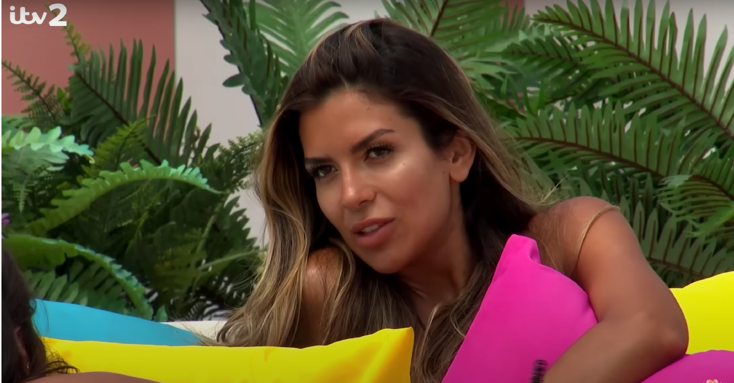Ekin-Su lounging on Love Island 2022