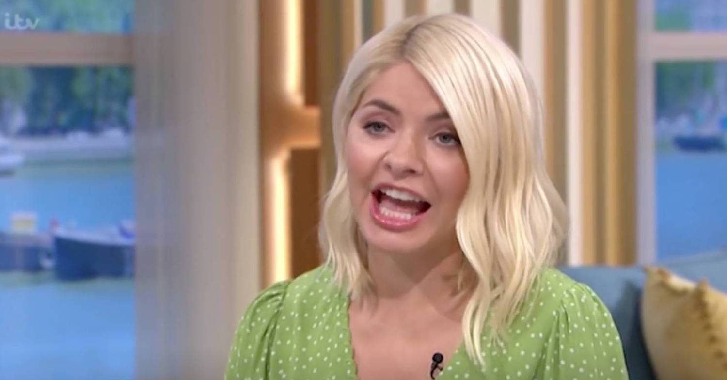 Holly Willoughby makes her point about the Queen today