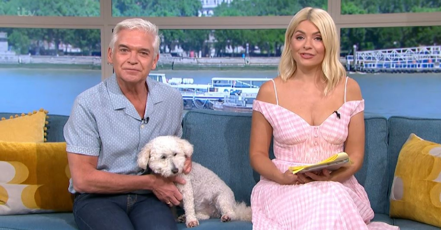 Phillip Schofield and Holly Willoughby with a dog on This Morning today